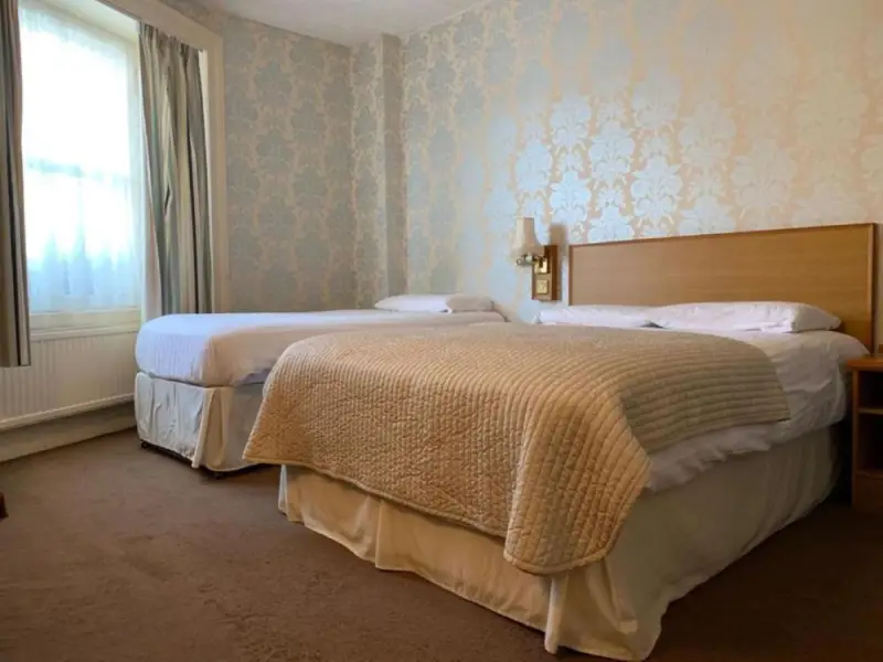 Triple Room with Bath